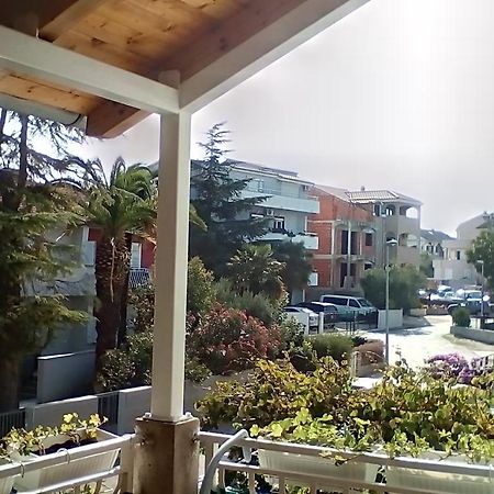 Apartment Gotovina Biograd Na Moru Esterno foto