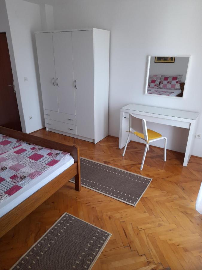 Apartment Gotovina Biograd Na Moru Esterno foto