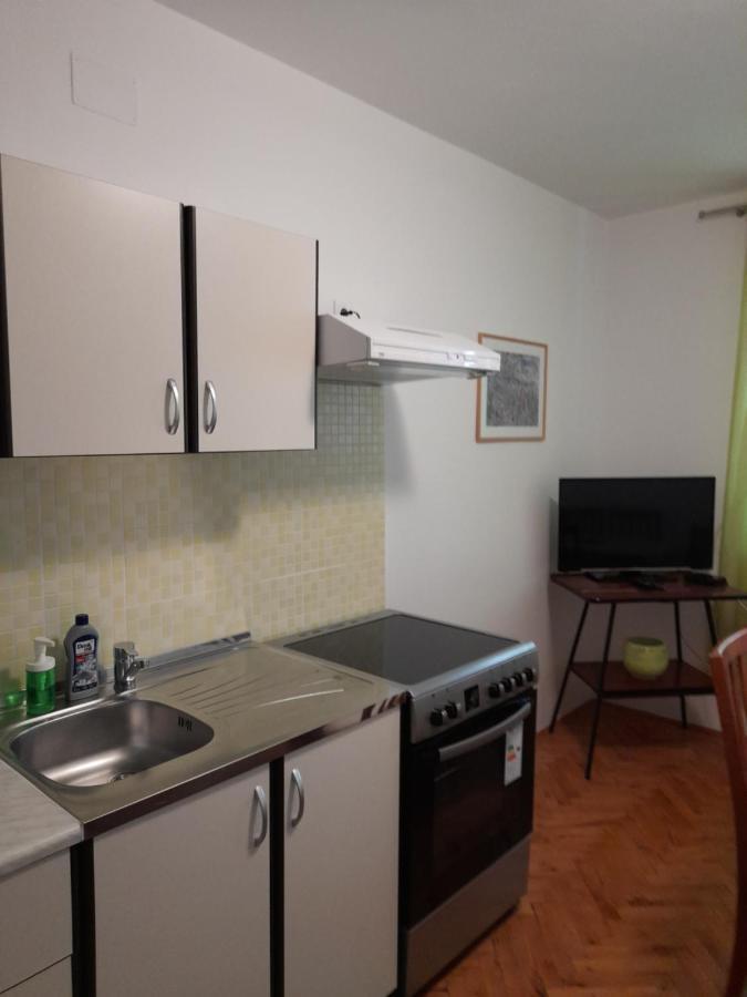 Apartment Gotovina Biograd Na Moru Esterno foto