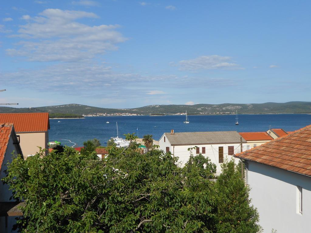 Apartment Gotovina Biograd Na Moru Esterno foto