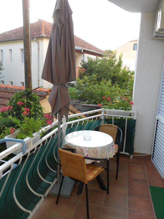 Apartment Gotovina Biograd Na Moru Esterno foto