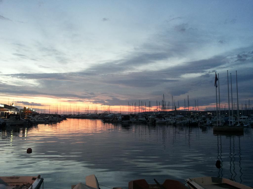 Apartment Gotovina Biograd Na Moru Esterno foto
