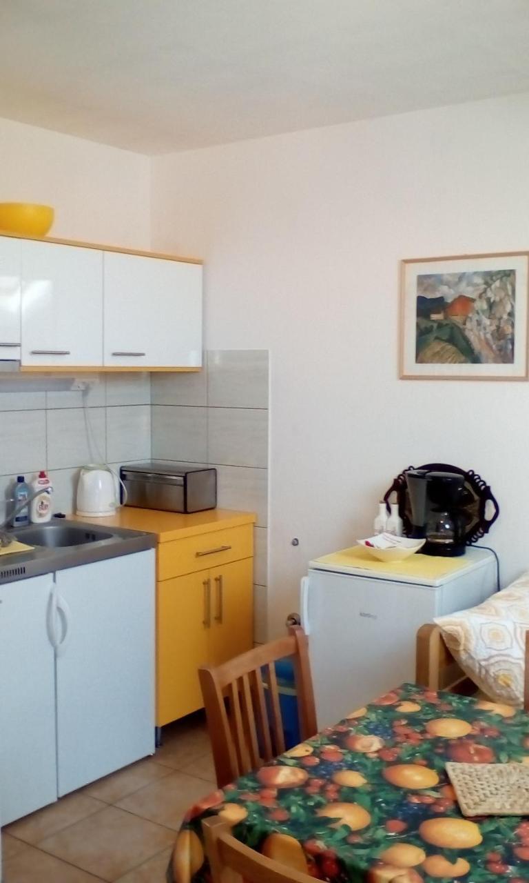Apartment Gotovina Biograd Na Moru Esterno foto