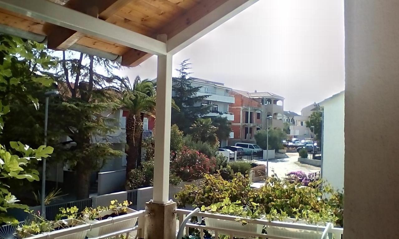 Apartment Gotovina Biograd Na Moru Esterno foto